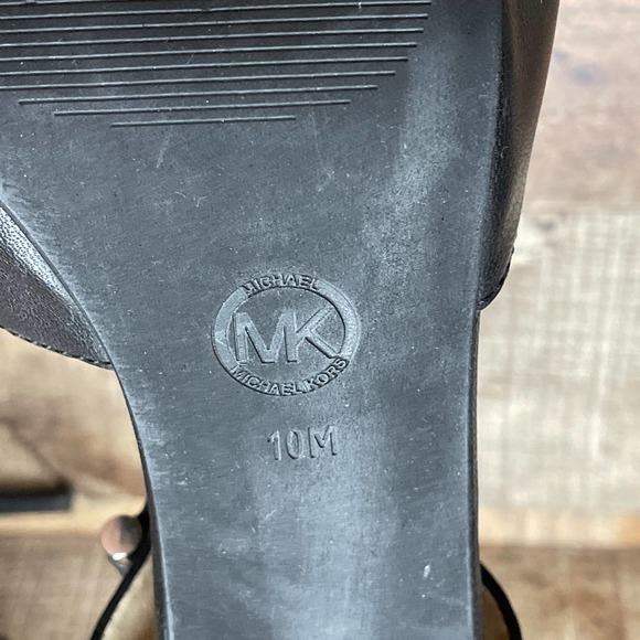 Michael Kors Black Leather Peep Toe Heels Back Zip Size 10 - Picture 13 of 14